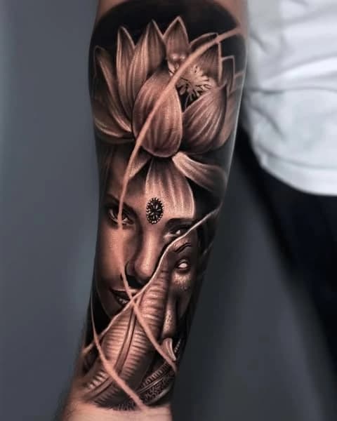 Tattoo style: Hummingbird Joy