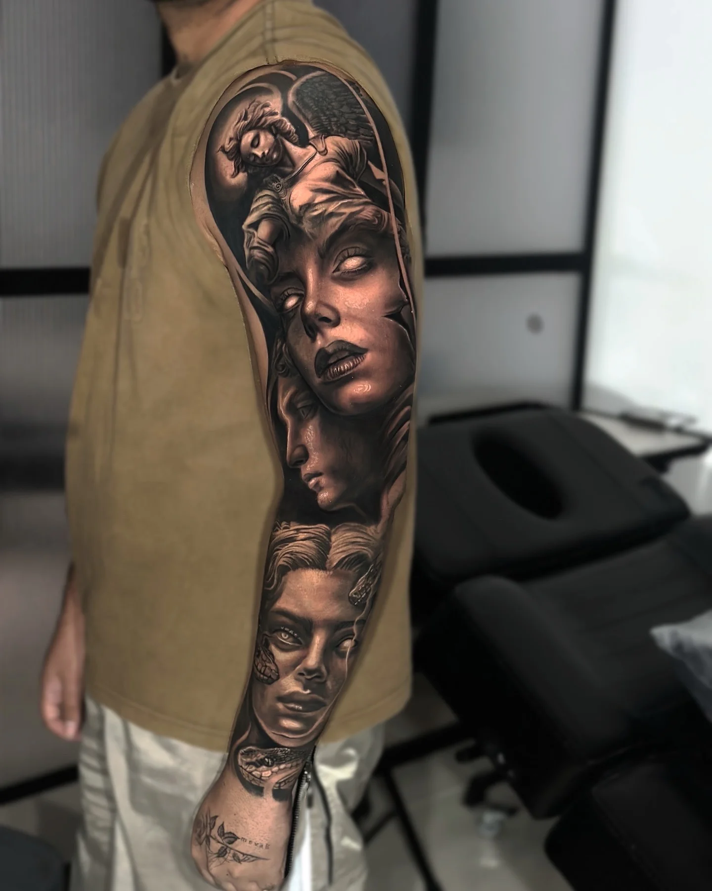 Tattoo artwork by Velandia
